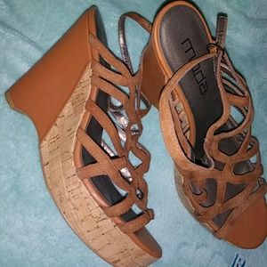 Moda spans cork tan wedges